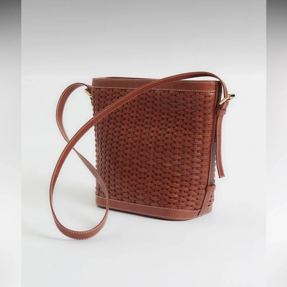 Etienne Aigner Luxury Brown Woven Leather Vintage Bag (Orig Release Era)$295 - Picture 2 of 5